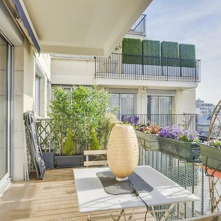 Charming Apartment With Terrace By Weekome Parijs Buitenkant foto